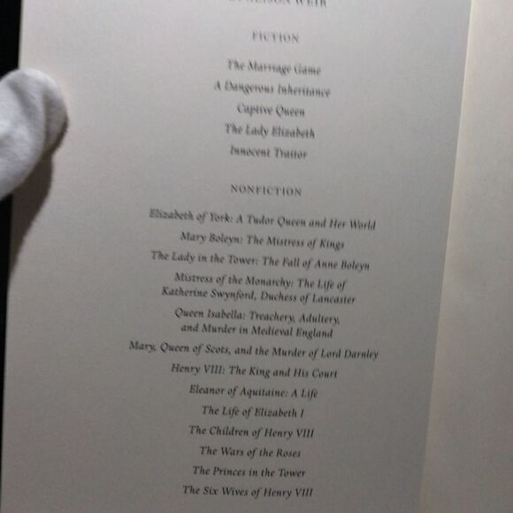 Book. The Marriage Game a novel of Queen Elizabeth l , by Alison Weir - Picture 7 of 8